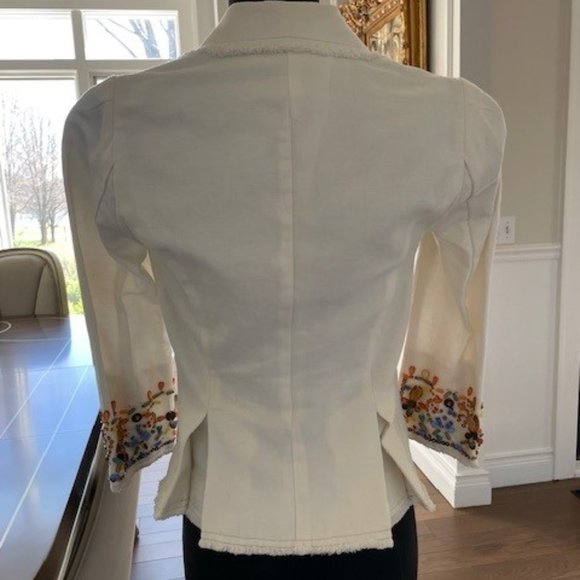 Diane Von Furstenburg ivory lightweight jacket. 3/4 sleeves - Picture 2 of 4